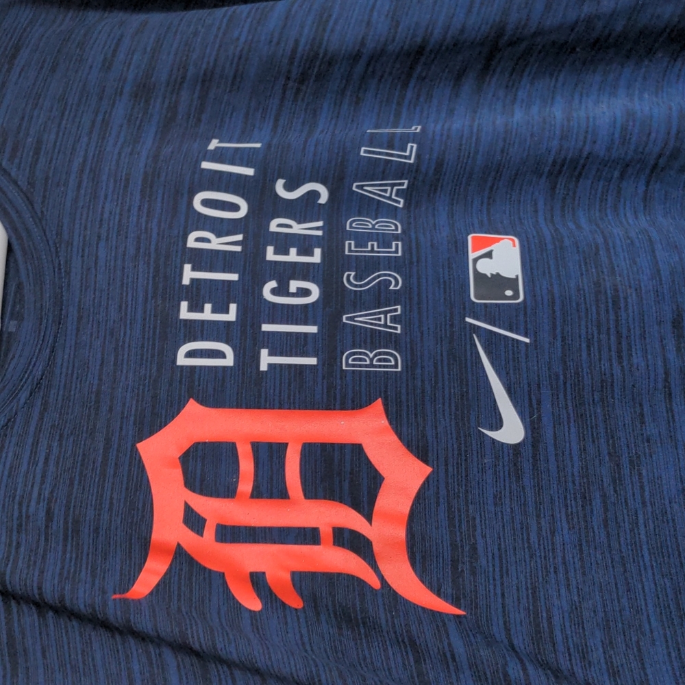 Detroit Tigers Nike Baseball performance tshirt